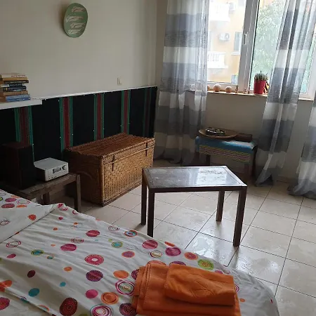 July In City Center Apartment